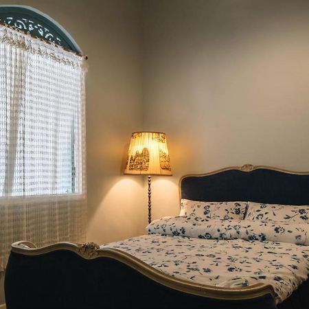 Lhong Yaowarat Hostel Бангкок Екстер'єр фото
