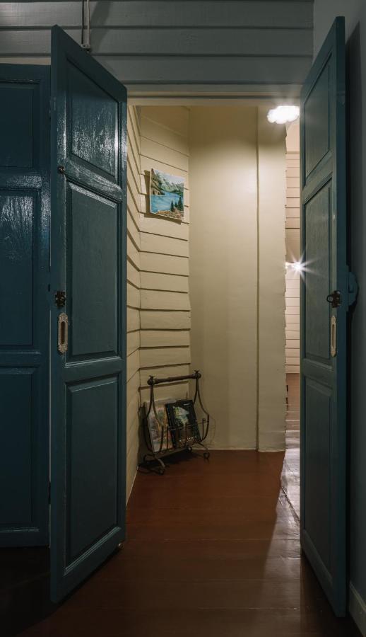 Lhong Yaowarat Hostel Бангкок Екстер'єр фото