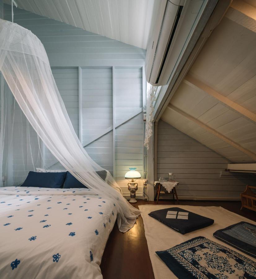 Lhong Yaowarat Hostel Бангкок Екстер'єр фото