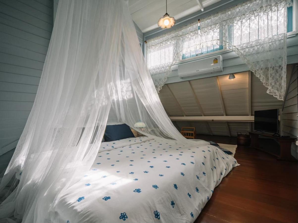 Lhong Yaowarat Hostel Бангкок Екстер'єр фото