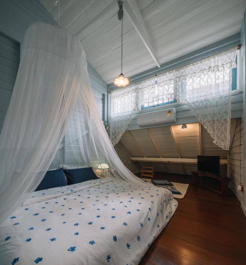 Lhong Yaowarat Hostel Бангкок Екстер'єр фото