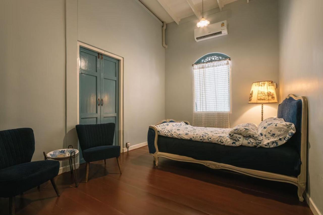 Lhong Yaowarat Hostel Бангкок Екстер'єр фото